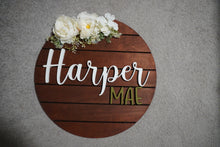 Load image into Gallery viewer, Floral Name Circle